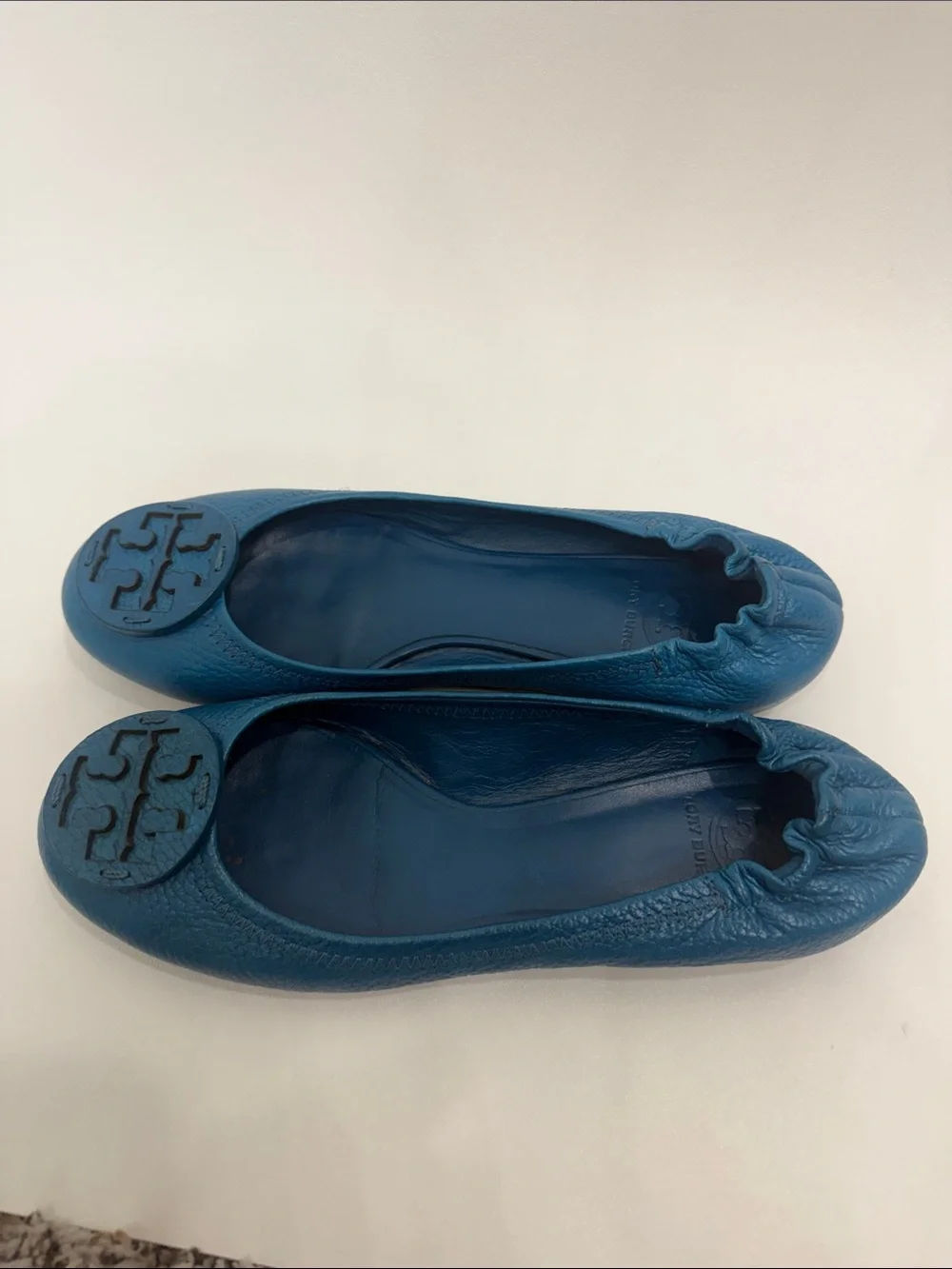 Tory Burch Reva blue leather flats size 8.5 M
